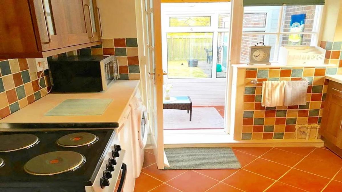 Seagull - - Close To & Shops Holiday home